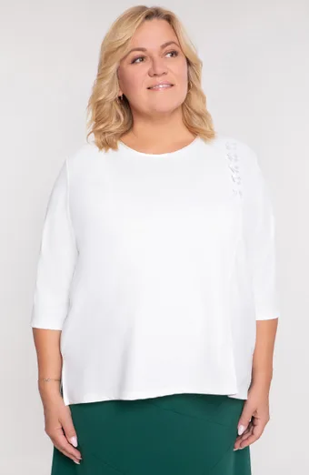 Бяла блуза с панделки