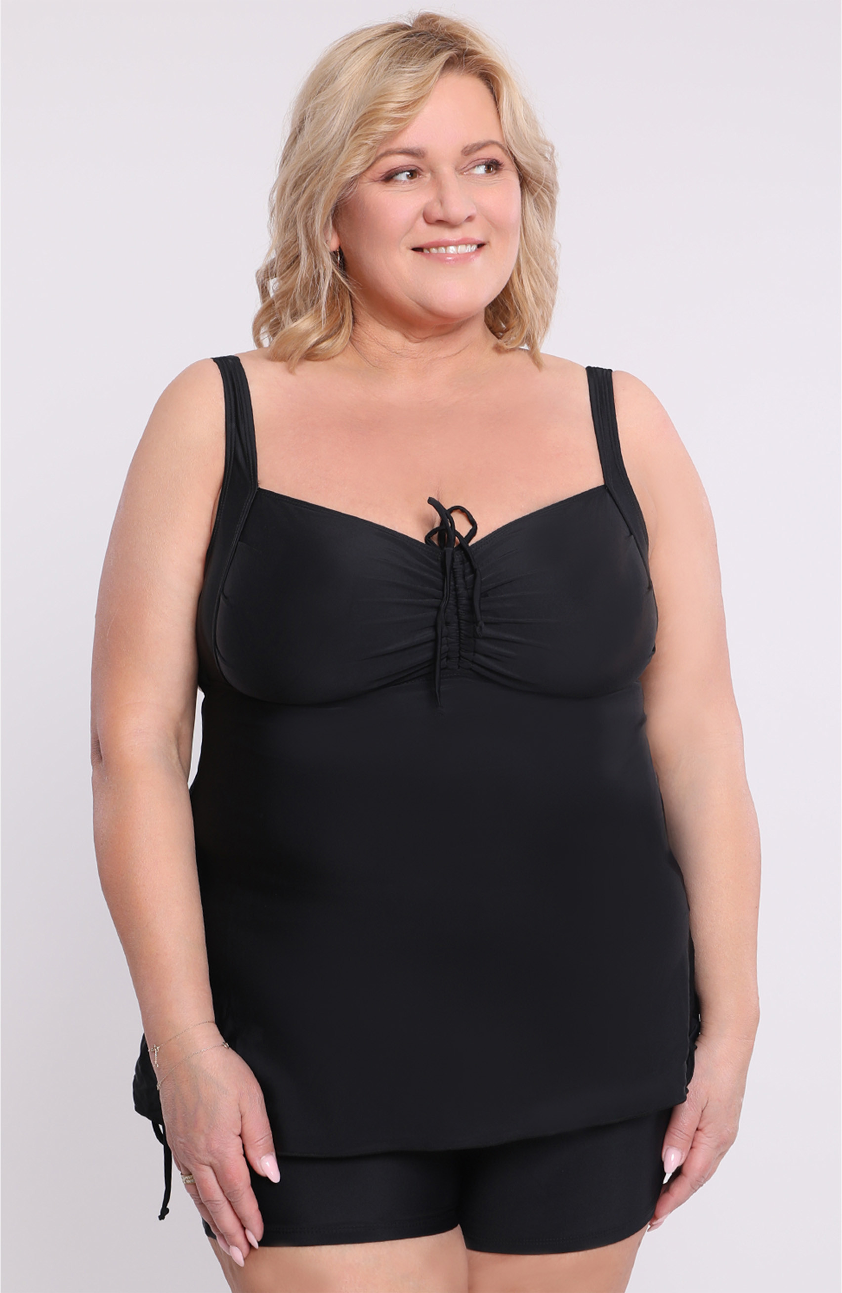 Черен бански костюм от две части